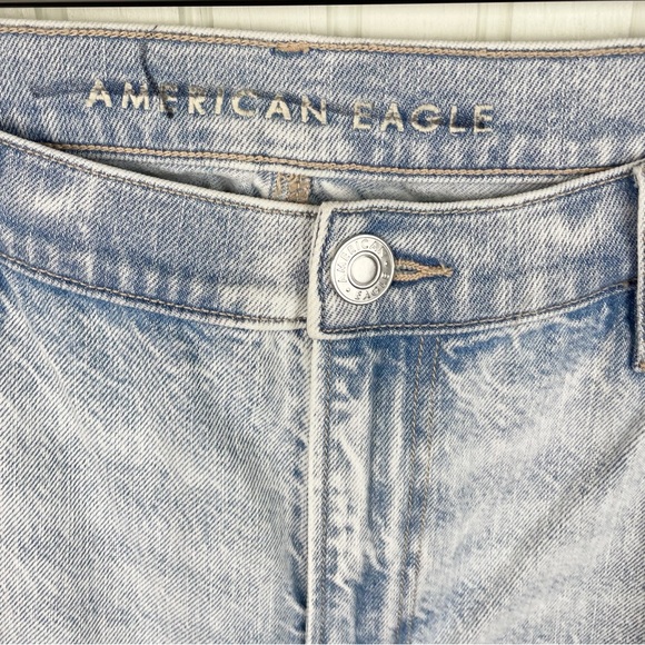 NEW American Eagle 90s Straight Jean Light Wash Denim Stretch Women's Size 18 - Picture 6 of 11